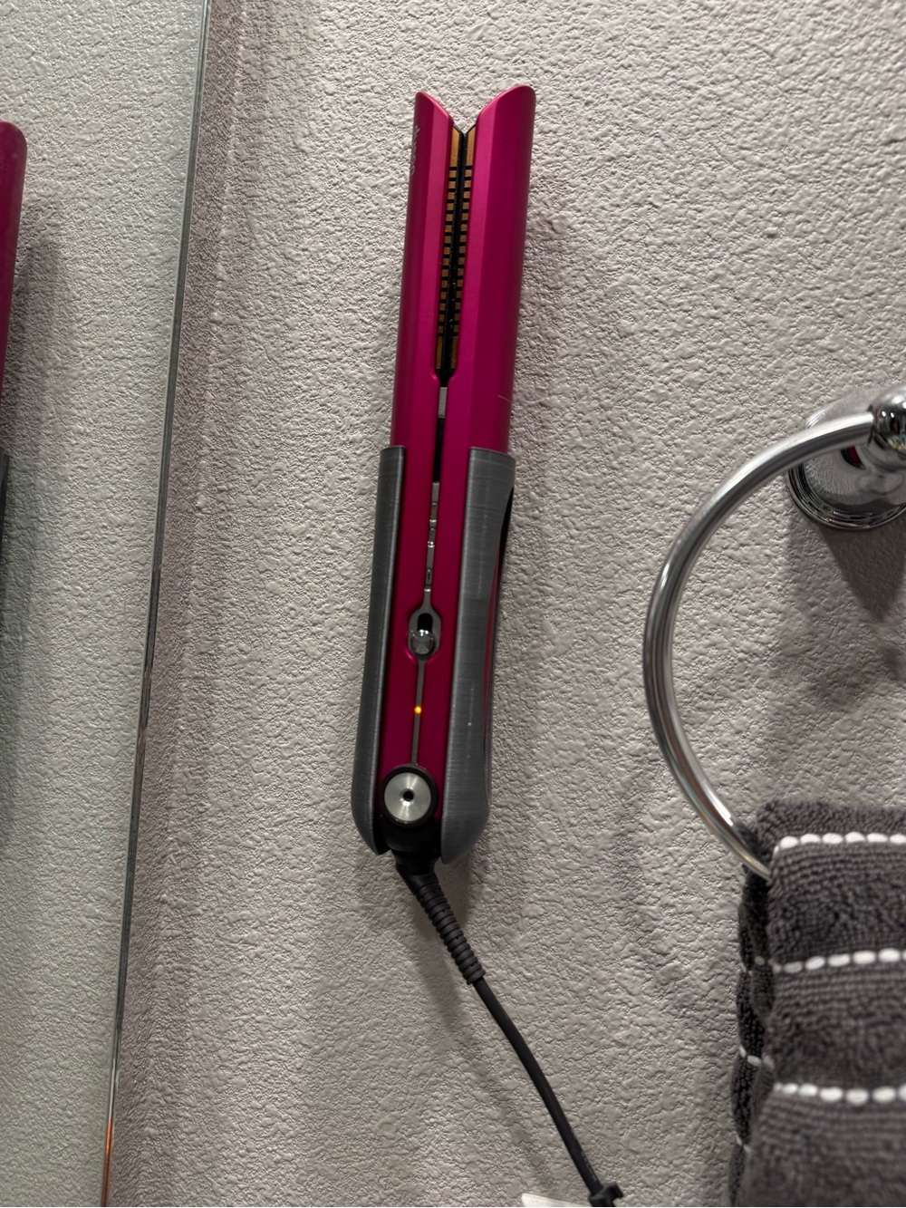 Dyson corrale straightener